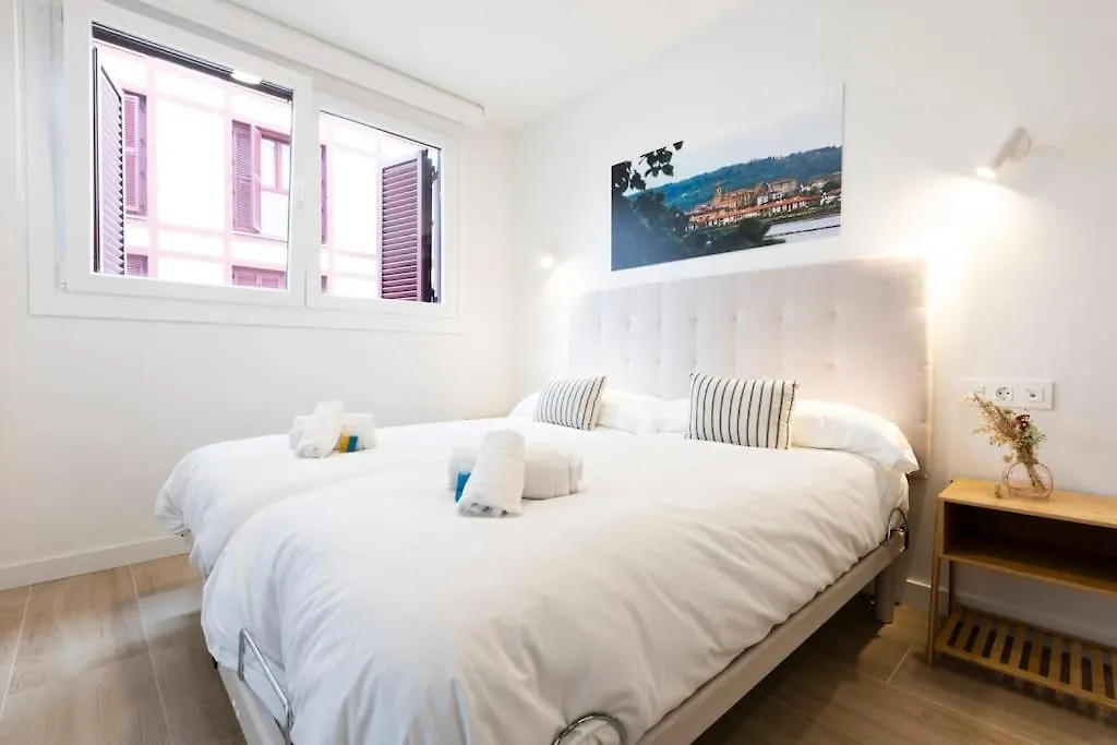 Portuko. Basquenjoy Apartment Hondarribia Spain